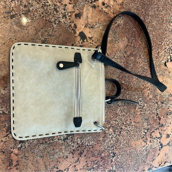 Shiraleah Cream and Black Crossbody Bag - Picture 5 of 12